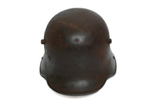 Load image into Gallery viewer, WW1 M16/17 German Stahlhelm Newport
