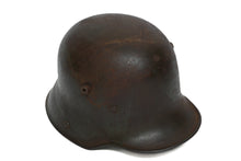 Load image into Gallery viewer, WW1 M16/17 German Stahlhelm Newport
